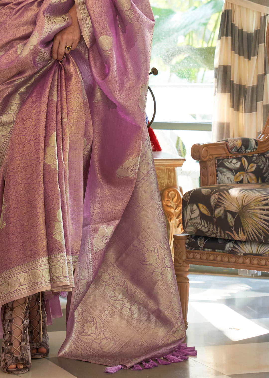 Periwinkle Purple Zari Woven Pure Handloom Satin Tissue Silk Saree