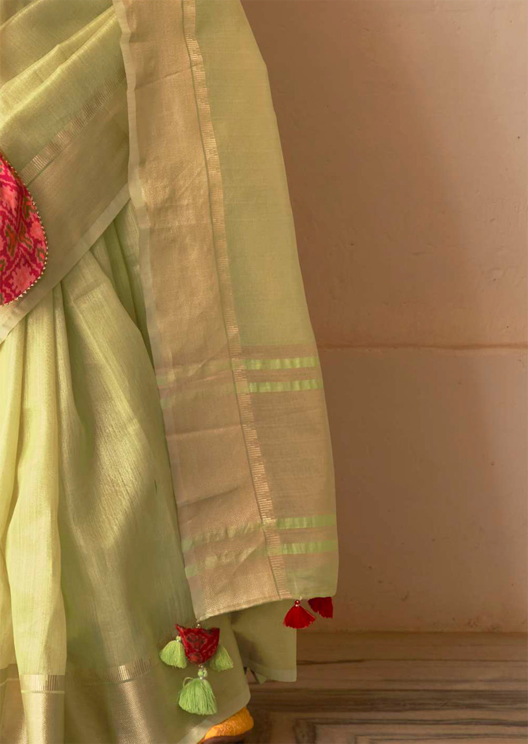 Tea Green Zari Woven Handloom Linen Tissue Silk Saree