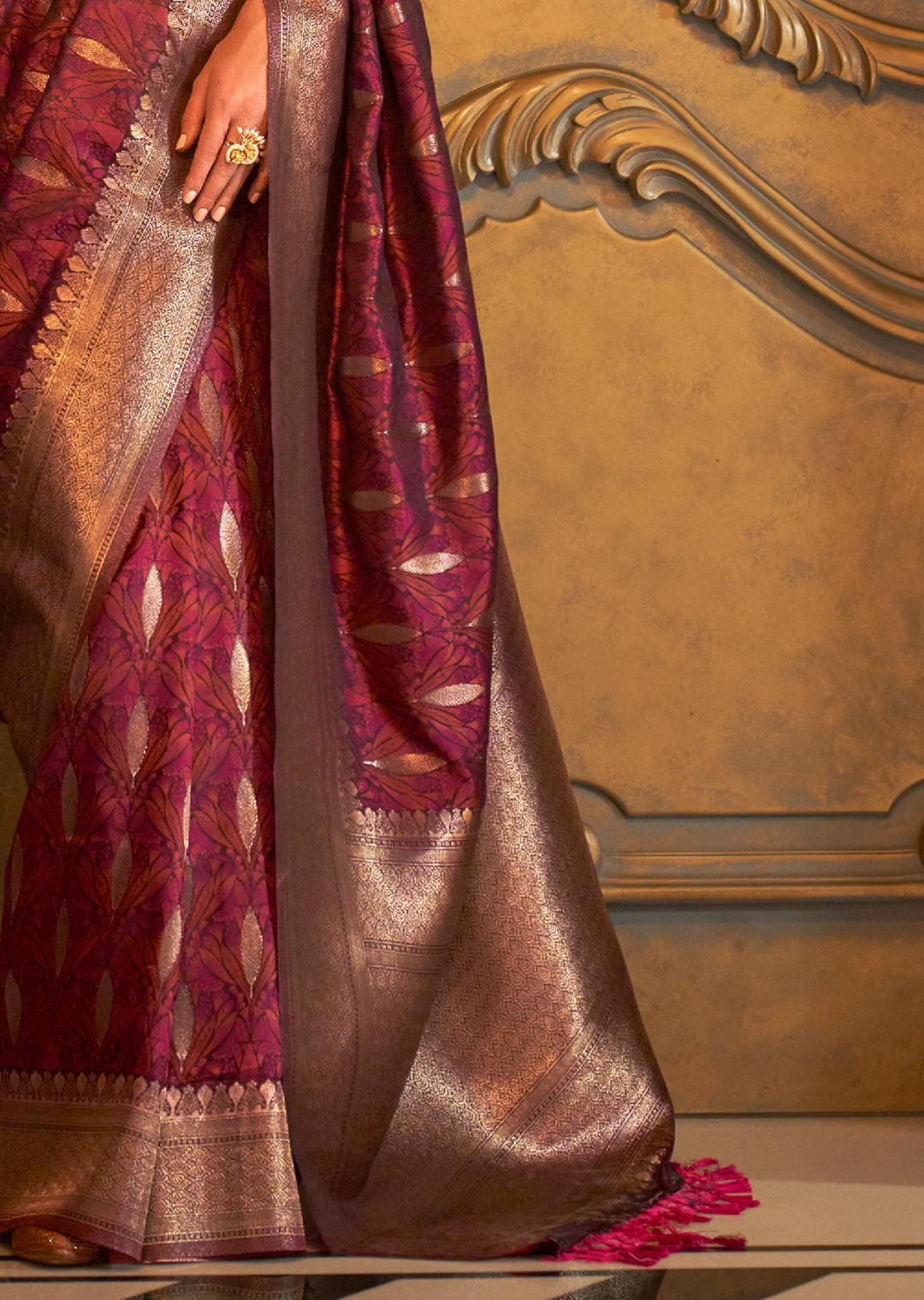 Maroon Zari Woven Handloom Pure Banarasi Satin Silk Saree