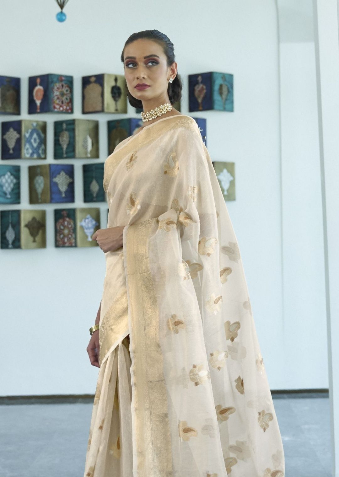 Pearl White Hand Woven Organza Tissue Silk Saree