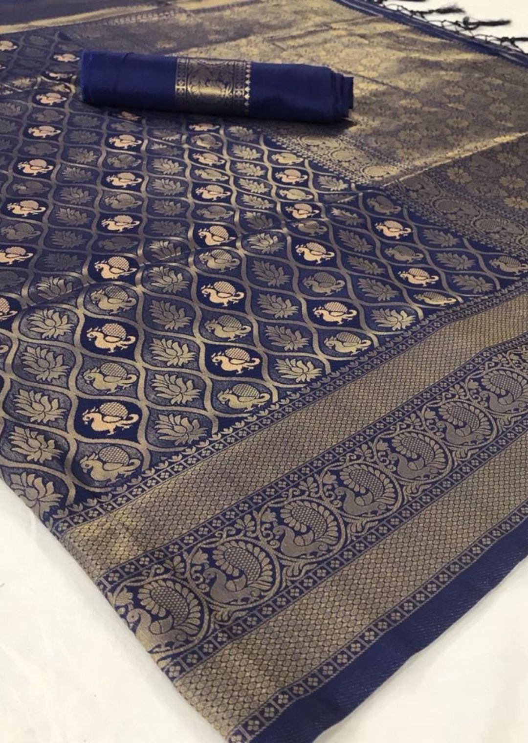 Royal Blue Hand Woven Kanjivaram Silk Saree