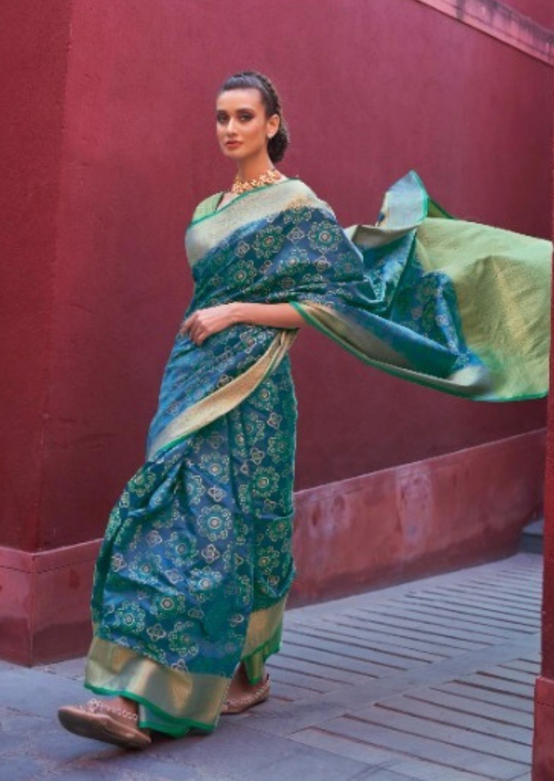 Ocean Blue Woven Traditional Patola Silk Saree