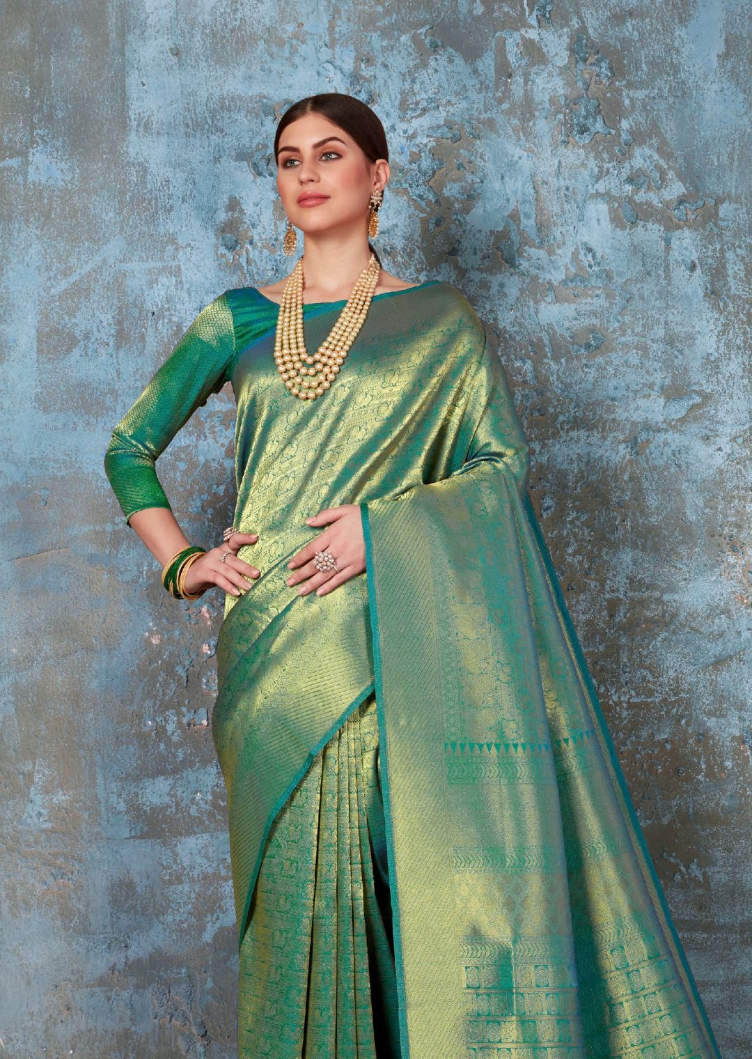 Ocean Green Hand Woven Kanjivaram Silk Saree