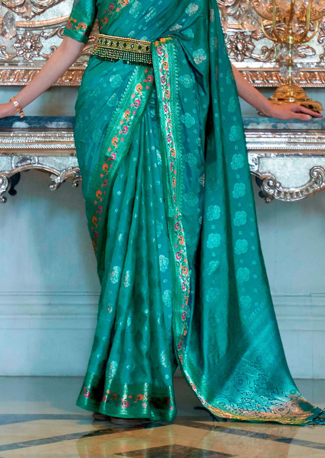 Turquoise Green Woven Handloom Zari Silk Saree