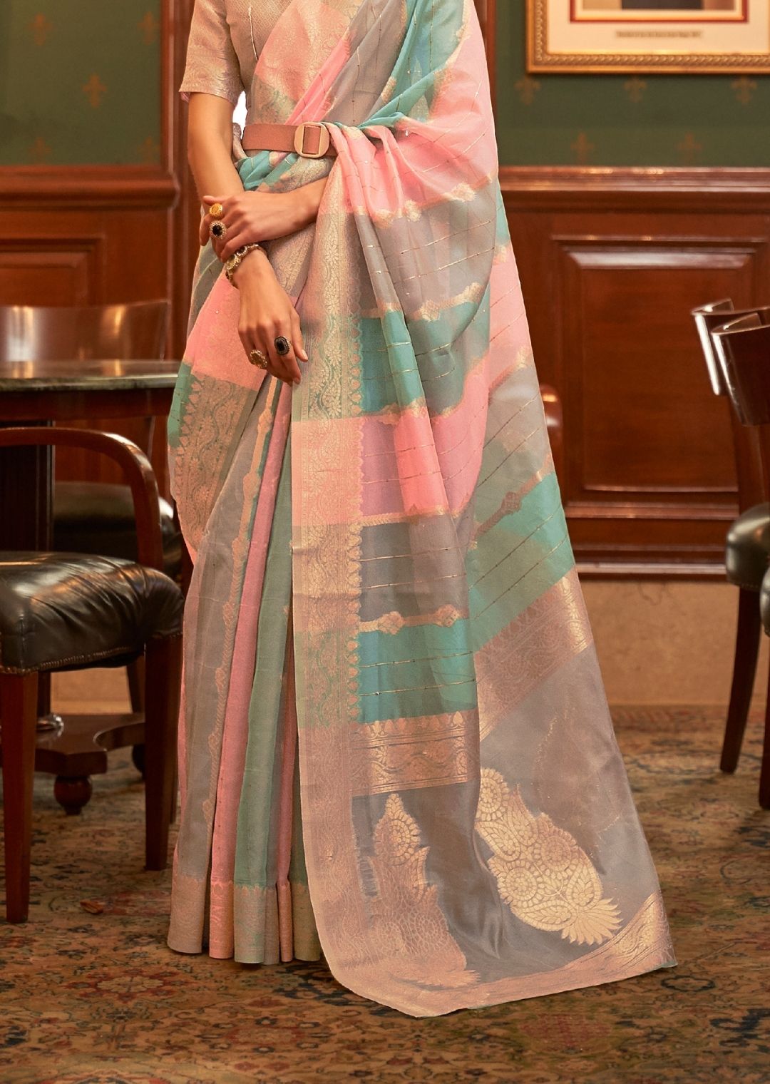 Cloud Gray & Pink Zari Woven Pure Handloom Organza Silk Saree With Sequins Work