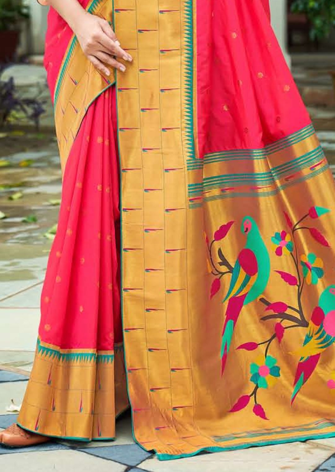 Ruby Pink Woven Traditional Paithani Silk Saree