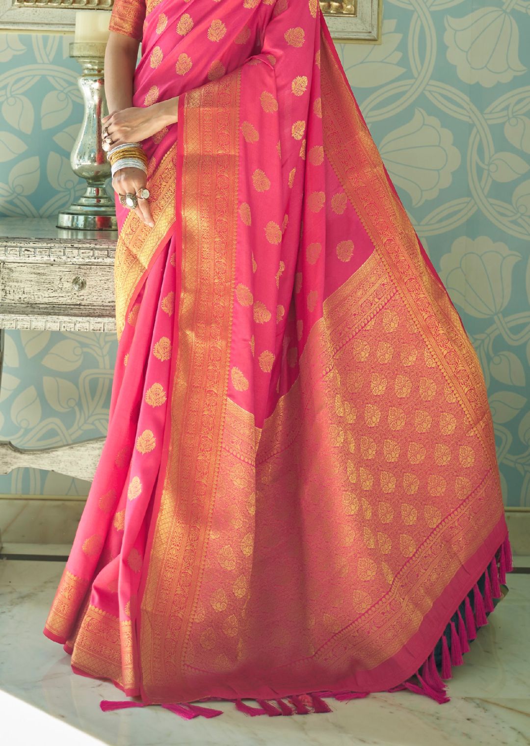 Hot Pink Woven Handloom Zari Silk Saree