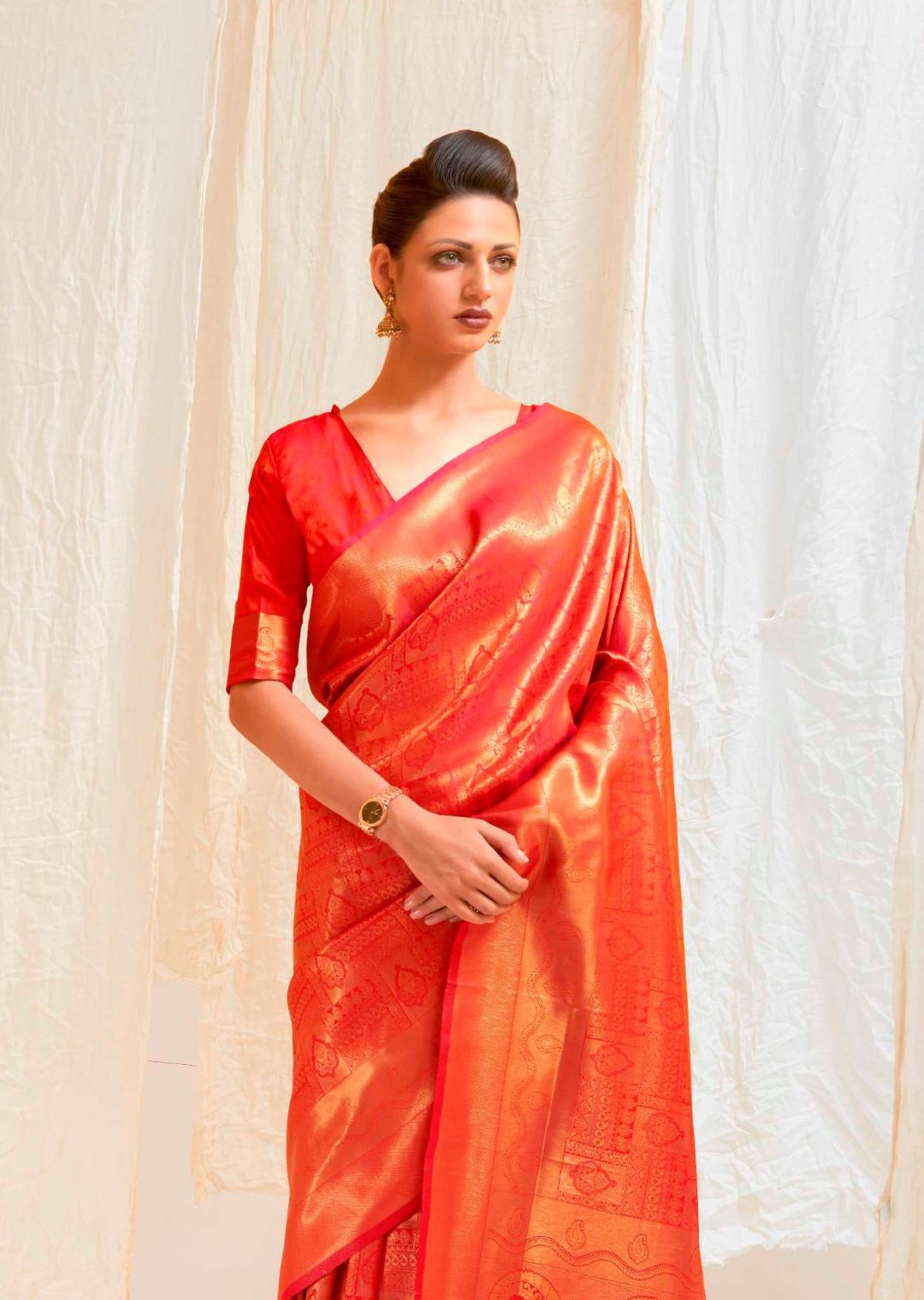 Scarlet Red Hand Woven Kanjivaram Silk Saree