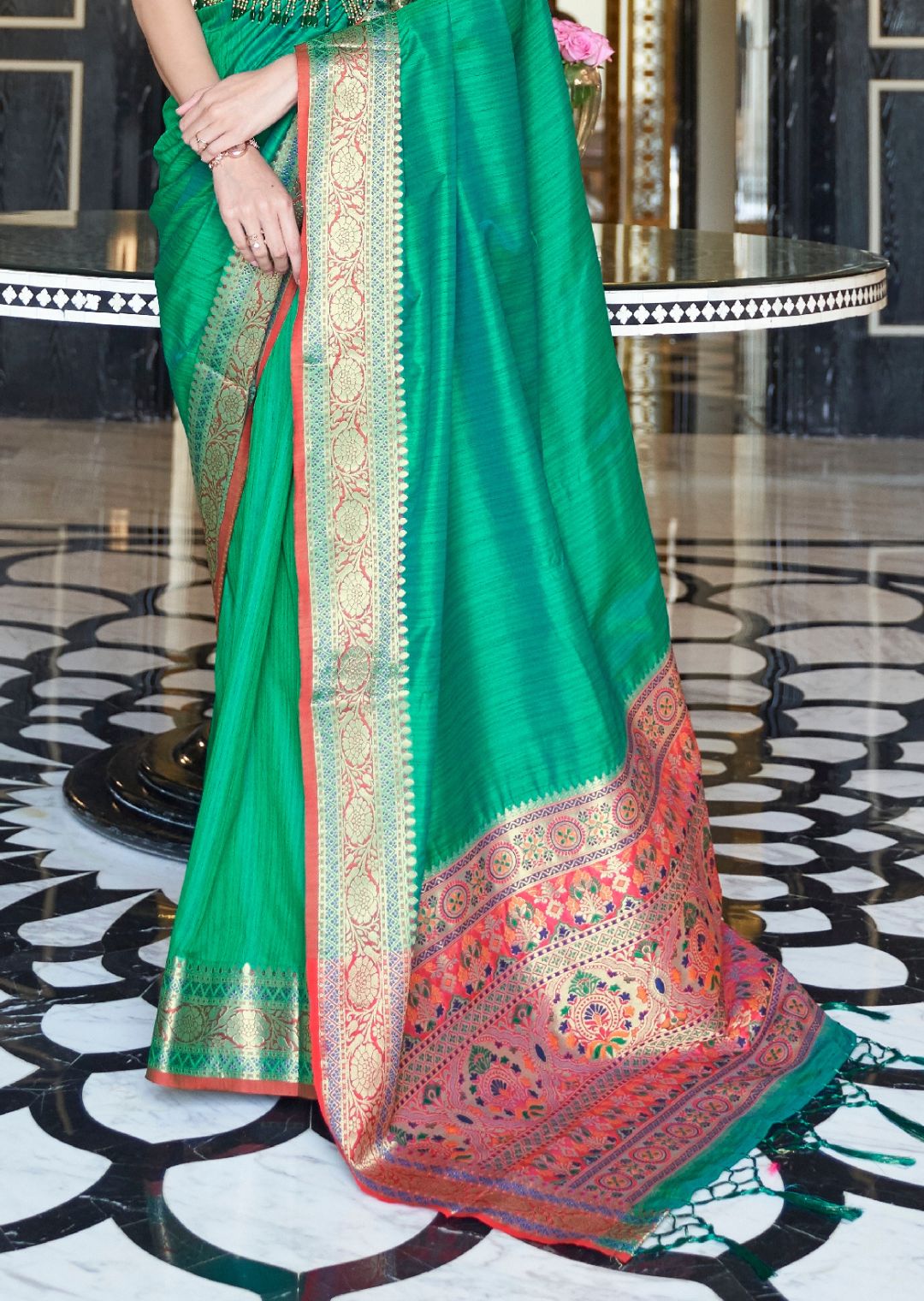 Green Woven Handloom Traditional Cotton Silk Saree