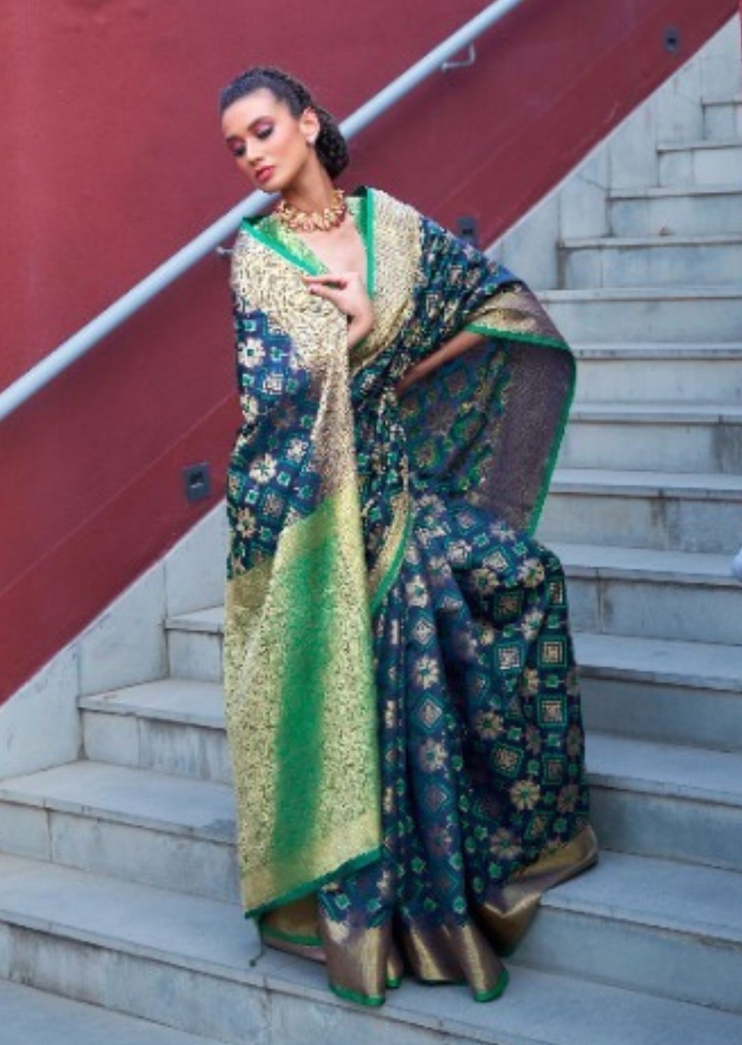 Navy Blue Woven Traditional Patola Silk Saree