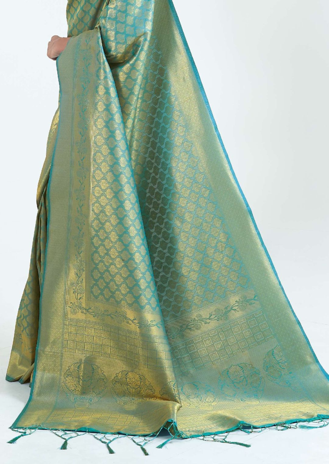 Turquoise Green Hand Woven Kanjivaram Silk Saree