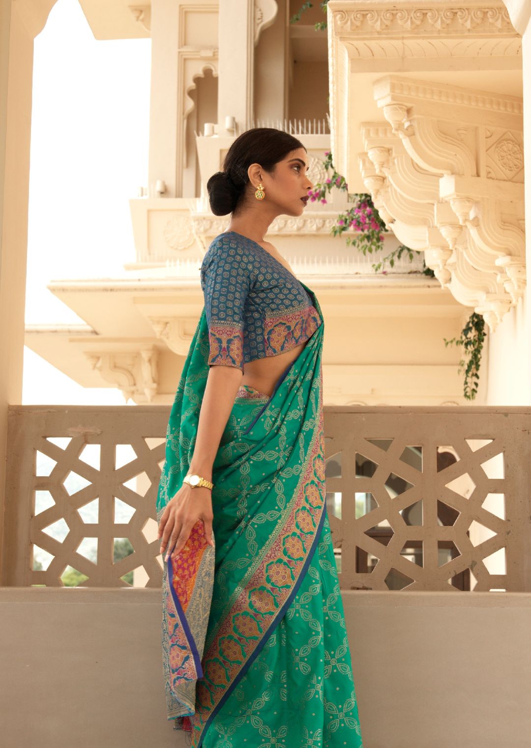 Turquoise Green Woven Traditional Patola Silk Saree