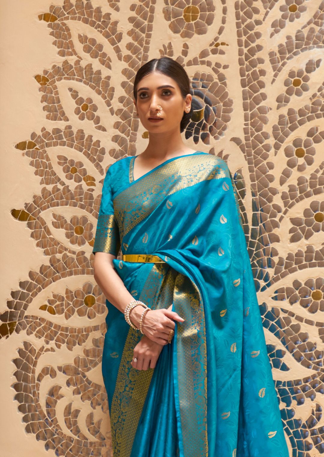 Blue Woven Handloom Zari Silk Saree