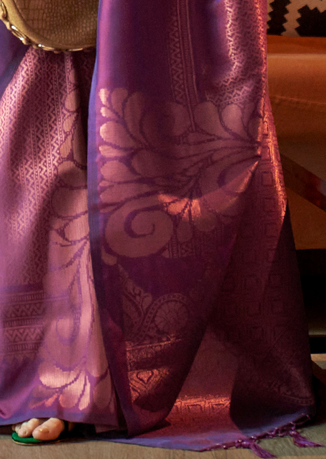 GRAPE PURPLE COPPER ZARI WOVEN HANDLOOM KANJIVARAM SILK SAREE