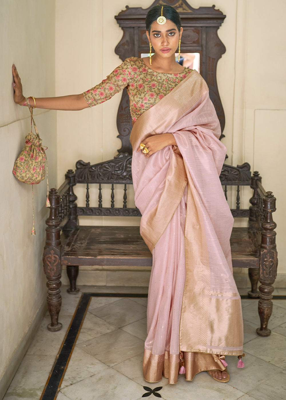 Buy HOUSE OF BEGUM Women Handloom Golden Tissue Silk Saree with Unstitched  Blouse online