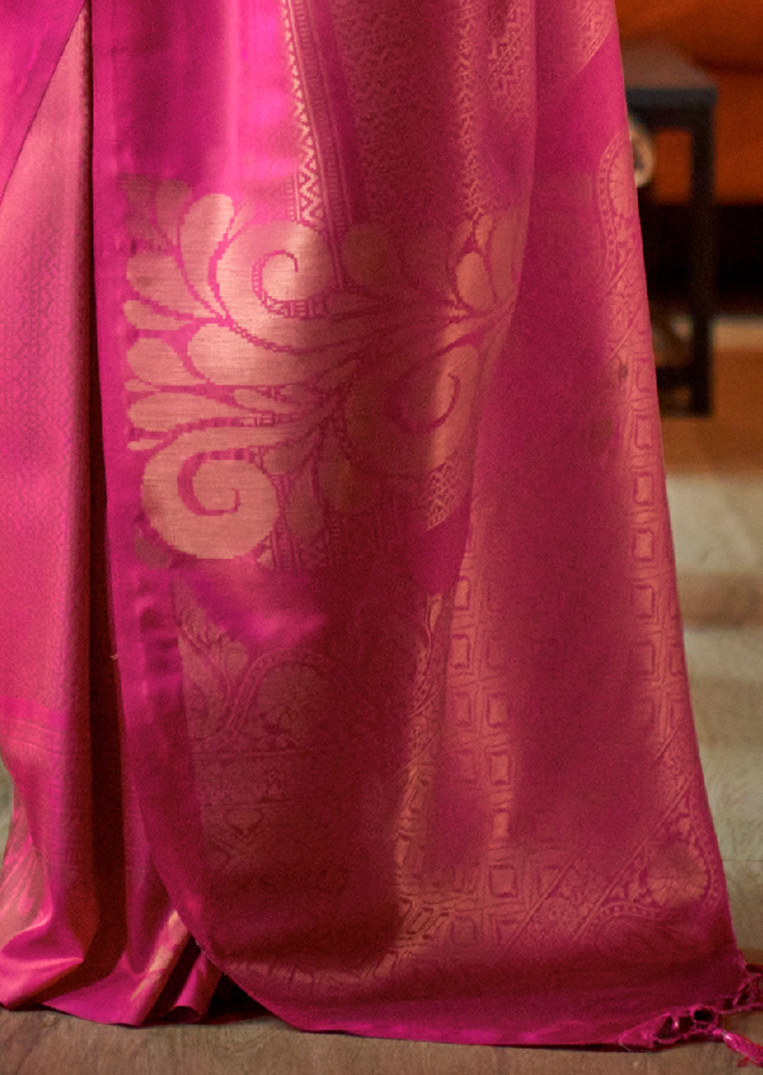 HOT PINK COPPER ZARI WOVEN HANDLOOM KANJIVARAM SILK SAREE