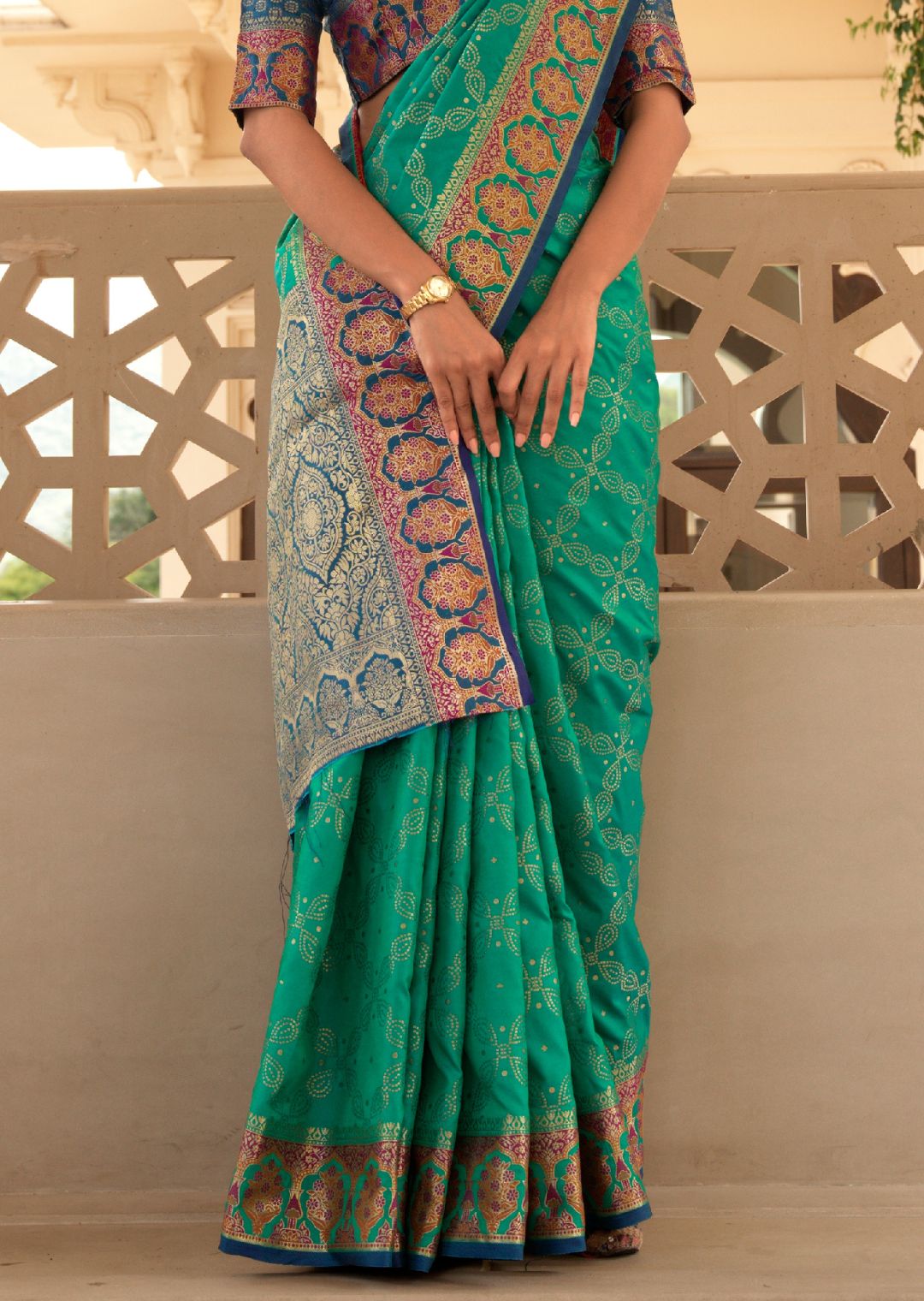 Turquoise Green Woven Traditional Patola Silk Saree