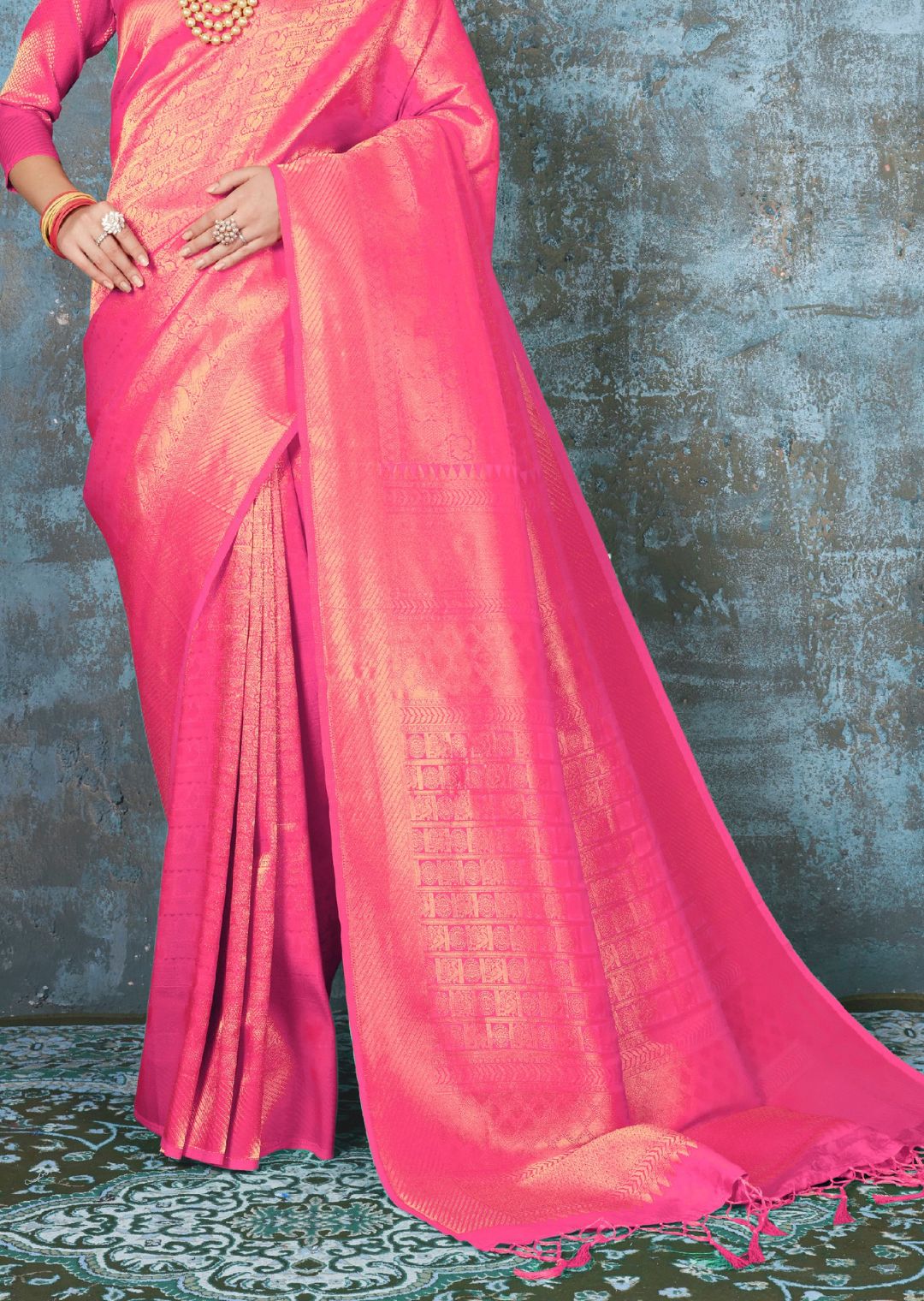 Hot Pink Hand Woven Kanjivaram Silk Saree