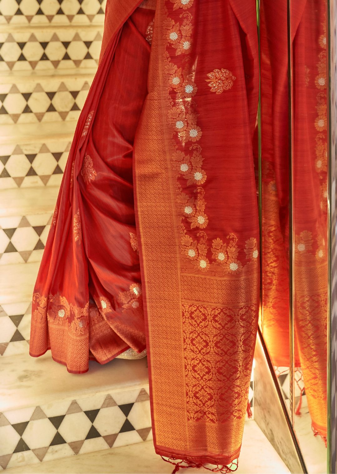 Red Zari Woven Pure Handloom Banarasi Silk Saree