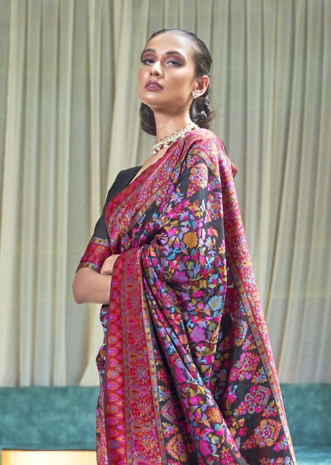 Black Hand Woven Jamewar Silk Saree