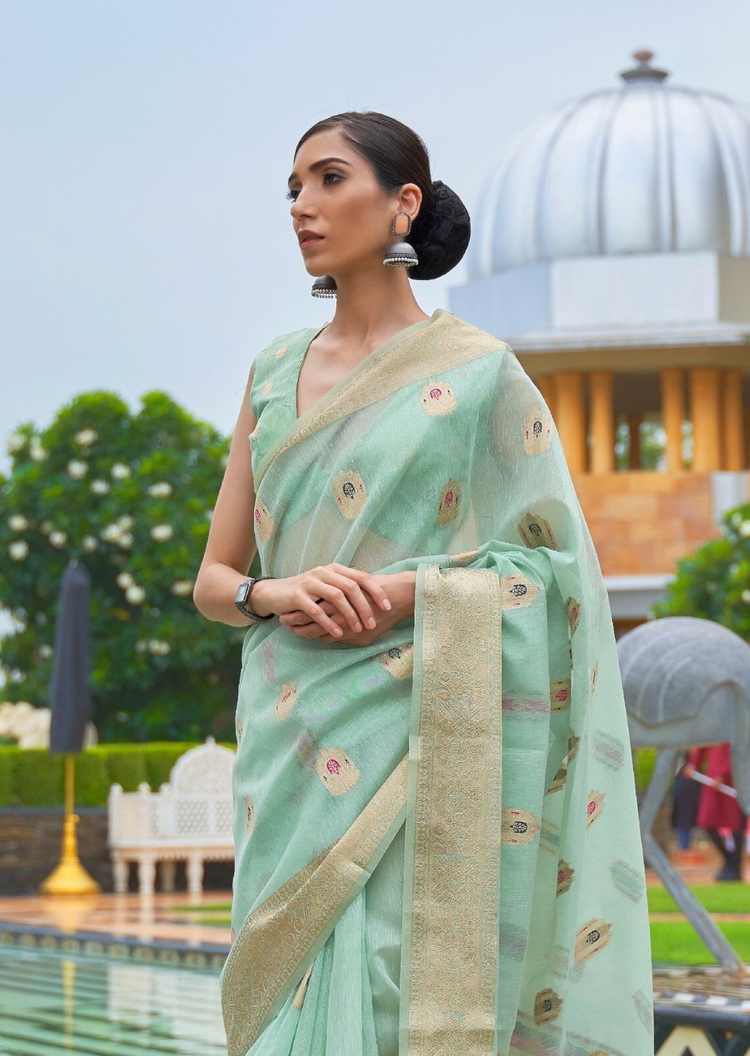 Mint Green Zari Woven Pure Handloom Linen Saree