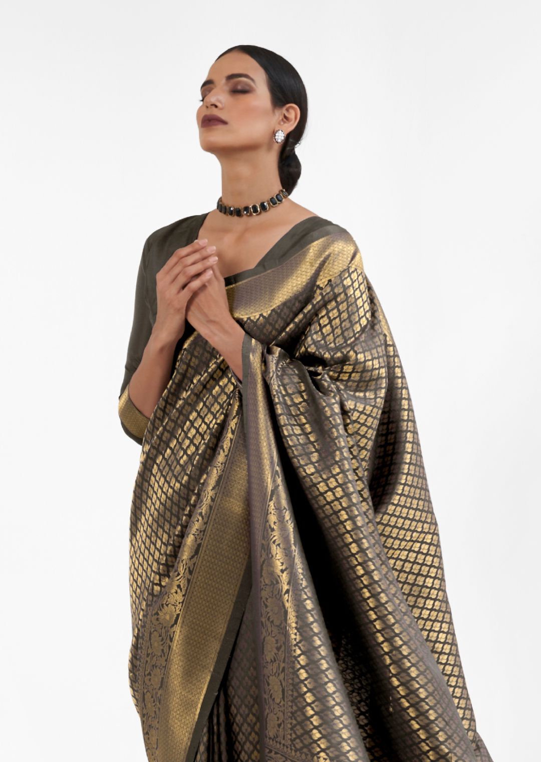 Black Gold Hand Woven Kanjivaram Silk Saree