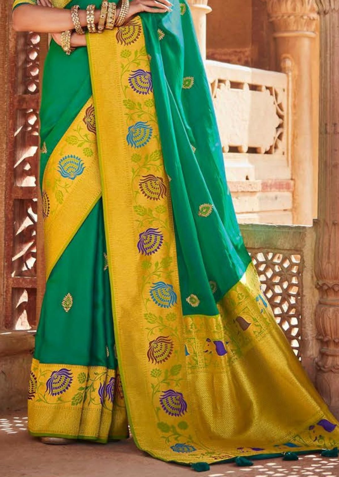 Peacock Green Woven Traditional Banarasi Silk Saree