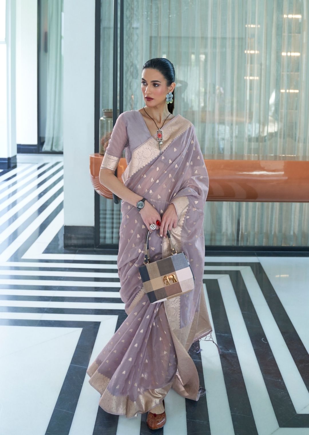 Heather Purple Zari Woven Pure Handloom Linen Saree