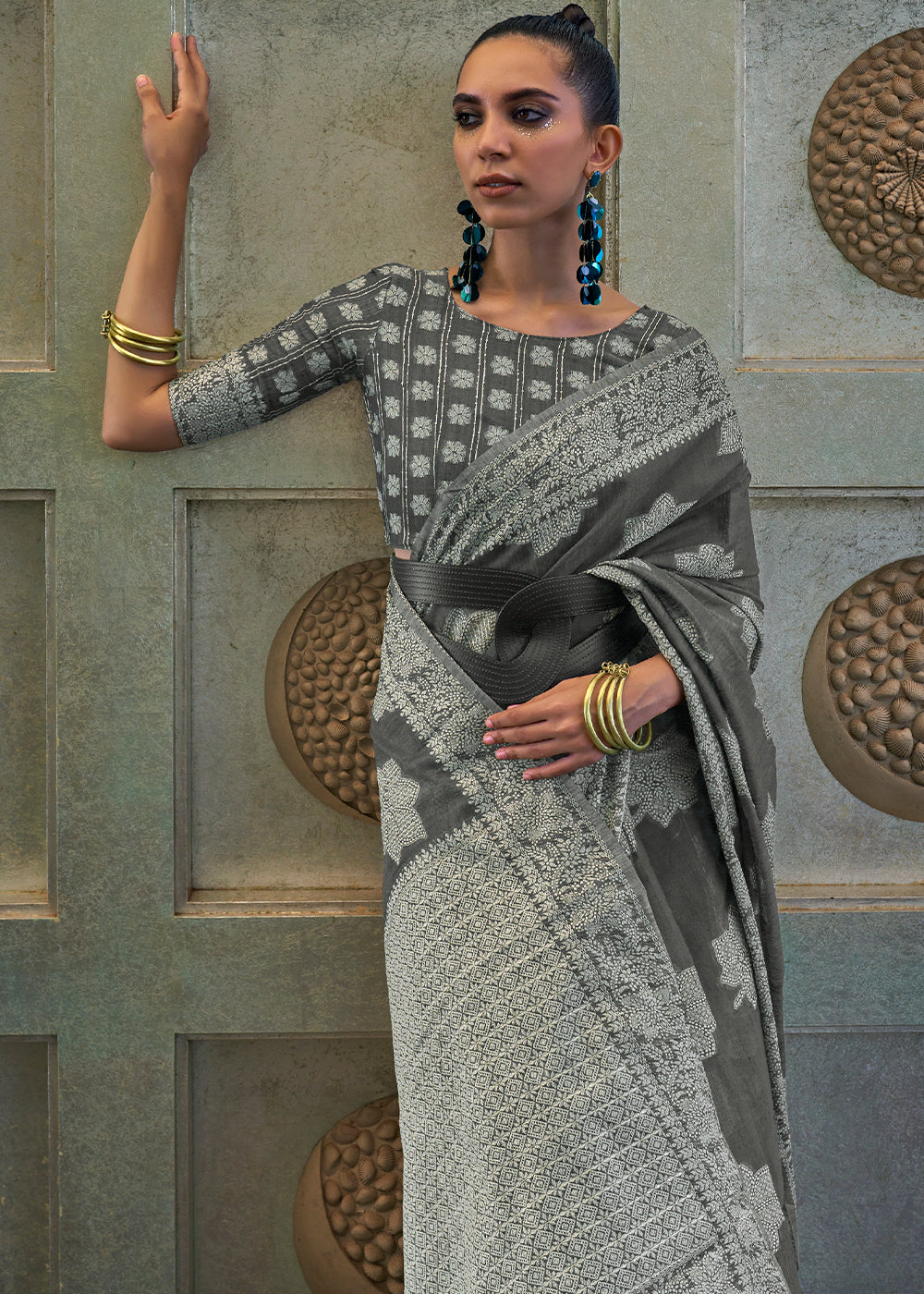 Semi Silk Kanjeevaram Elegant Design Silverish Grey Saree with Handmad –  Reenaas Fashion