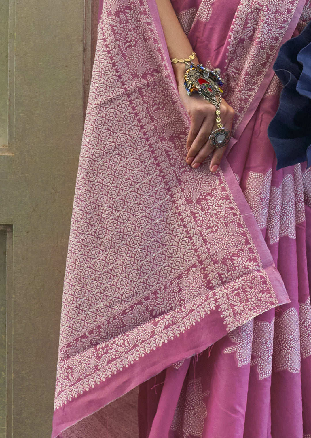 MYSTIC PINK WOVEN PURE CHIKANKARI LUCKNOWI COTTON SAREE