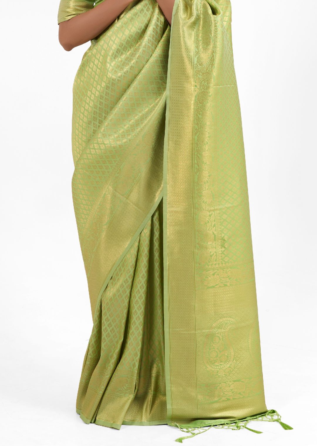 Pear Green Hand Woven Kanjivaram Silk Saree