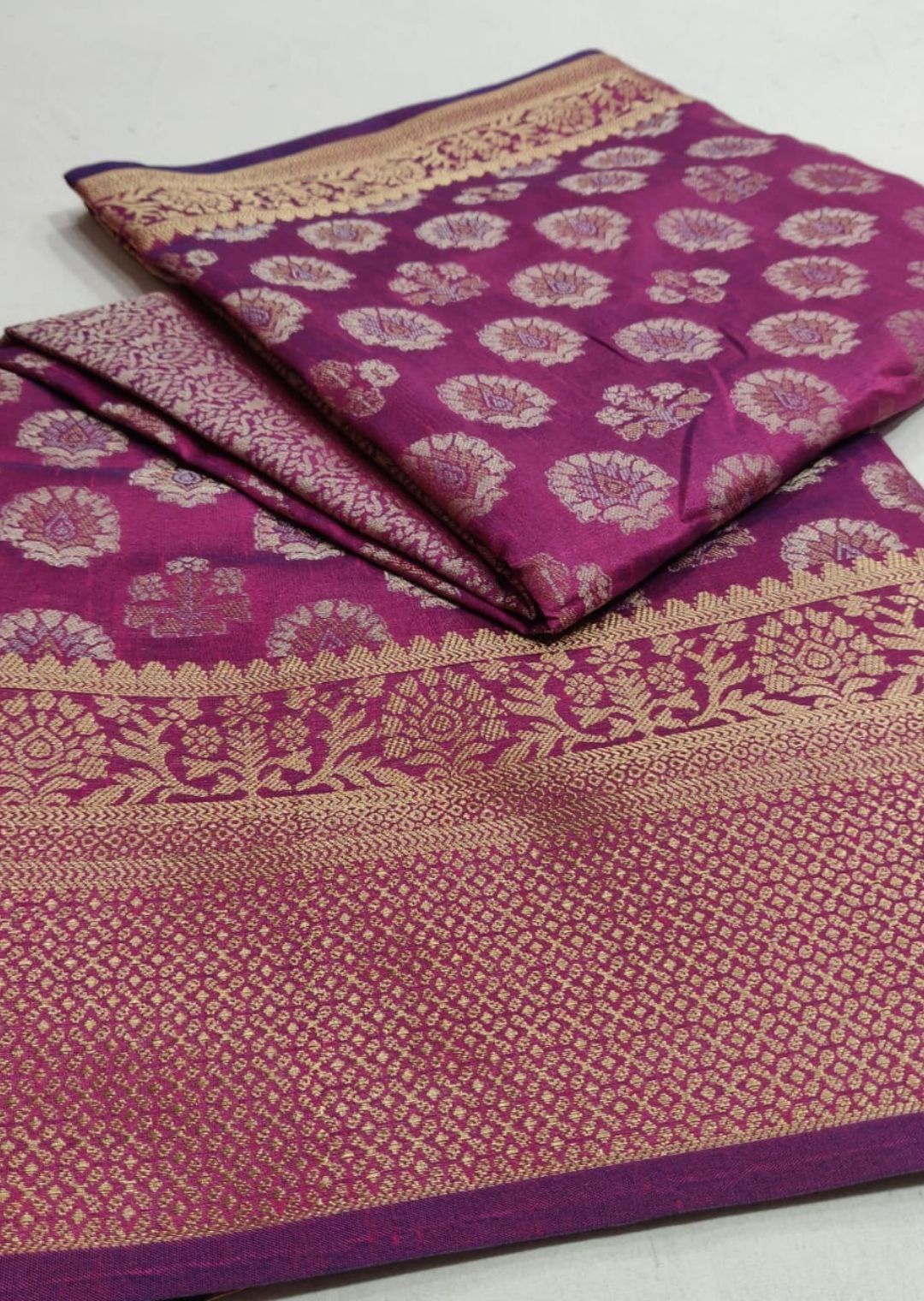 Plum Purple Woven Handloom Zari Silk Saree