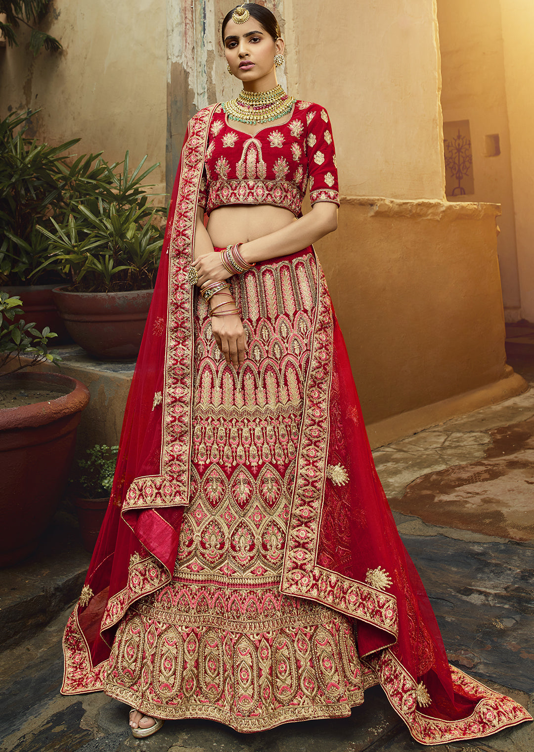 Buy Red Heavy Designer Bridal Wedding Wear Velvet Lehenga Choli | Bridal  Lehenga Choli