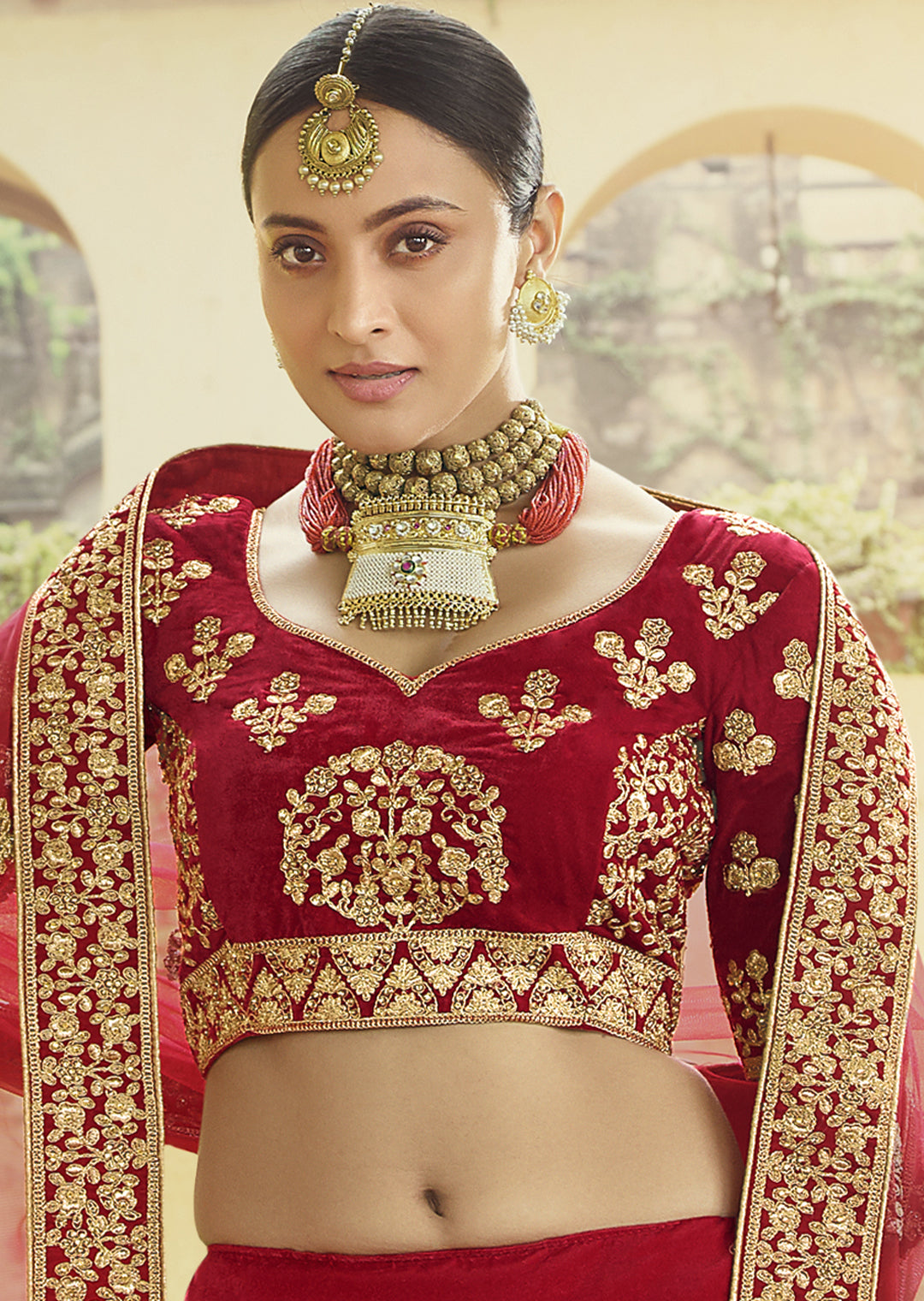 RED HEAVY ZARI EMBROIDERED PREMIUM VELVET DESIGNER BRIDAL LEHENGA