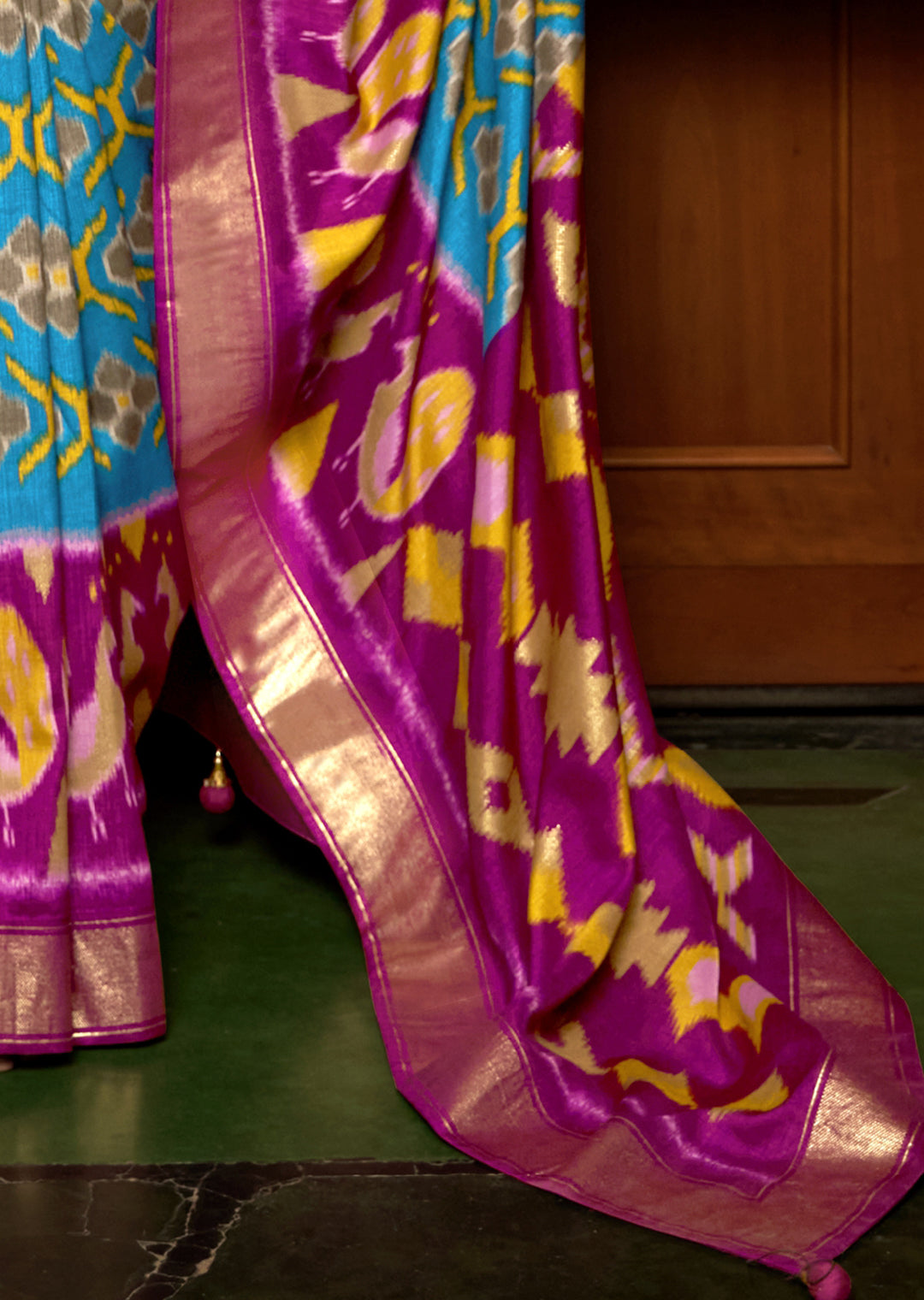 CERULEAN BLUE WOVEN PATOLA SILK SAREE