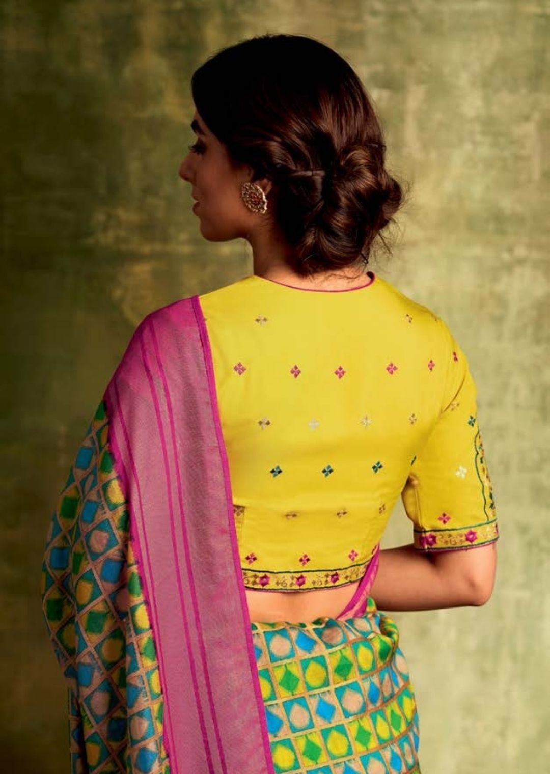 Green & Pink Pure Braso Chiffon Saree With Embroidered Silk Blouse