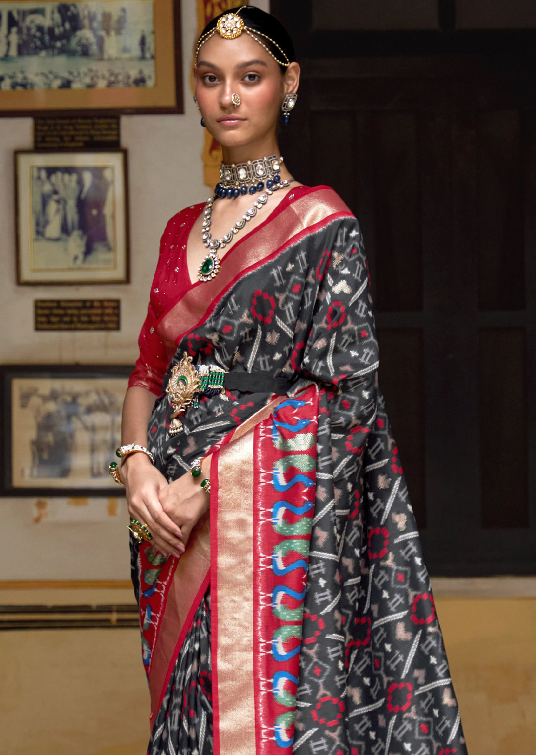 BLACK AND RED WOVEN PATOLA SILK SAREE