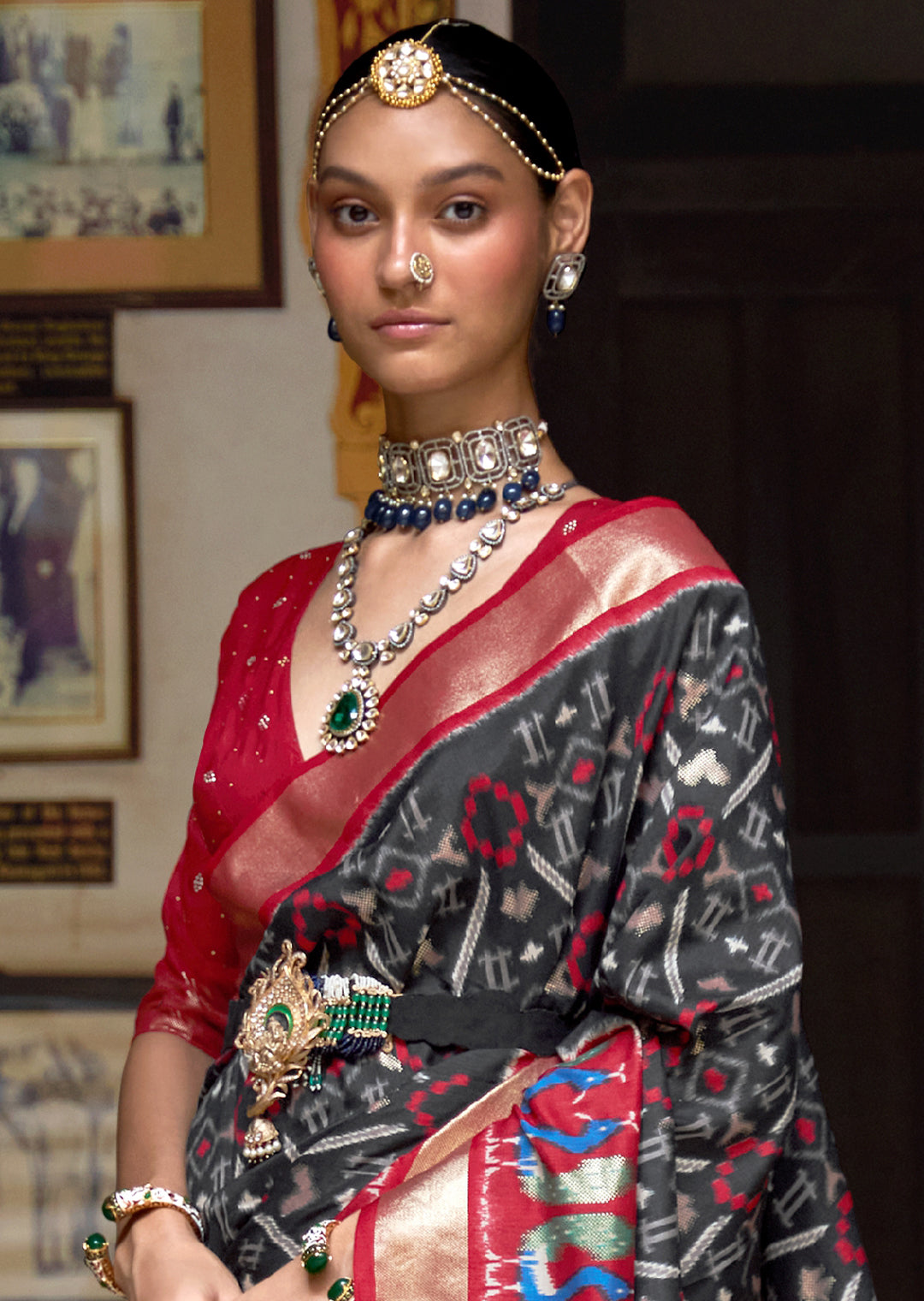 BLACK AND RED WOVEN PATOLA SILK SAREE