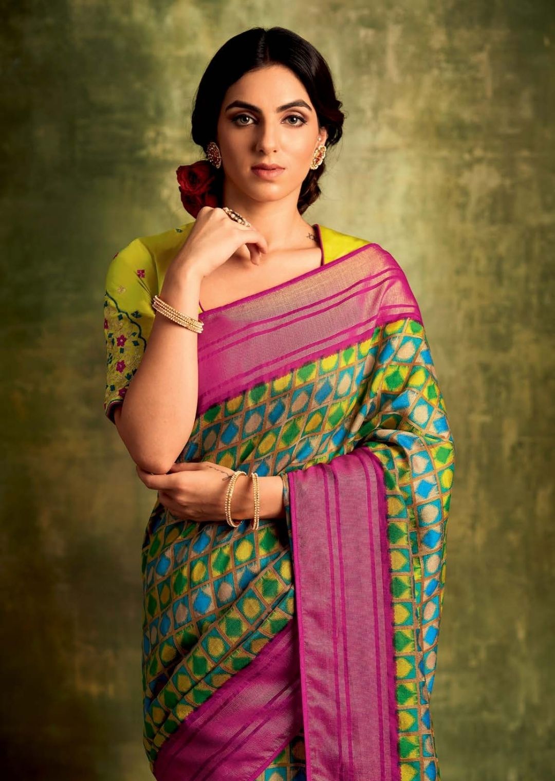 Green & Pink Pure Braso Chiffon Saree With Embroidered Silk Blouse