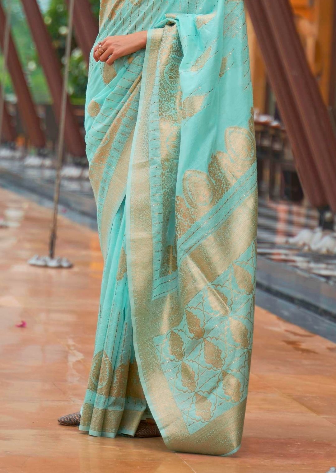 Light Aqua Blue Zari Woven Pure Handloom Linen Saree