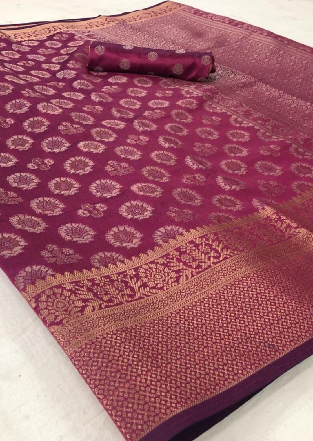 Plum Purple Woven Handloom Zari Silk Saree