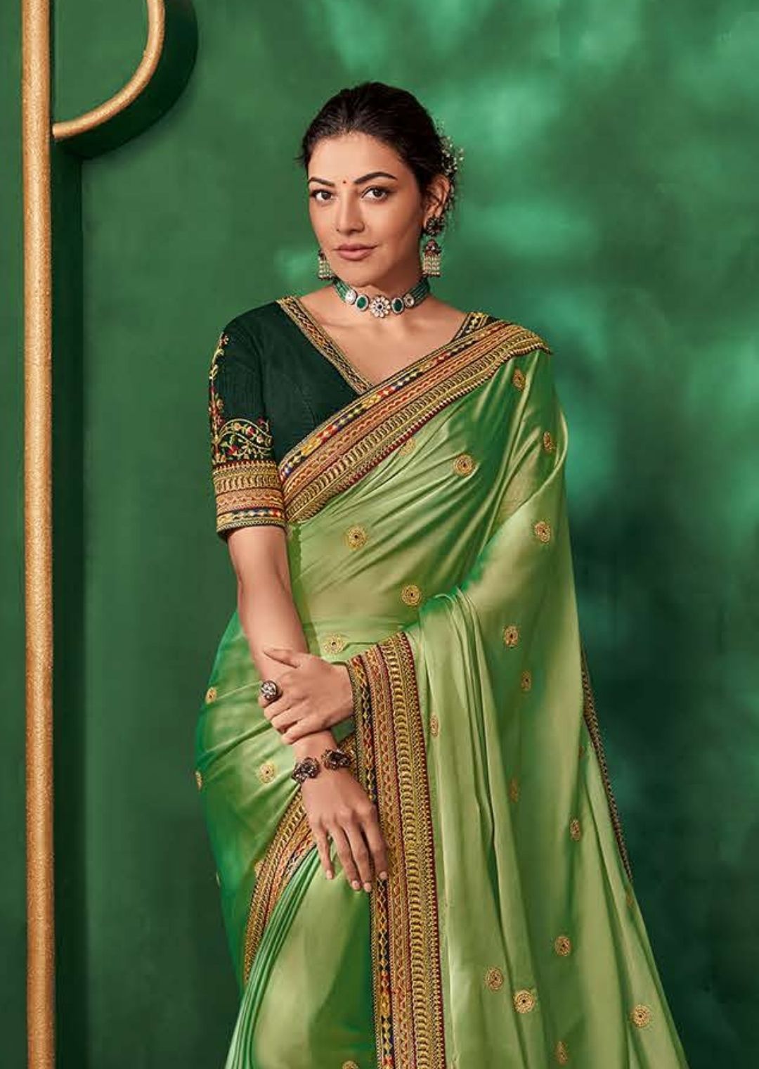 Festive Wear 5.5m Ladies Green Plain Silk Saree, 5.5 m (separate blouse  piece) at Rs 725/piece in Surat