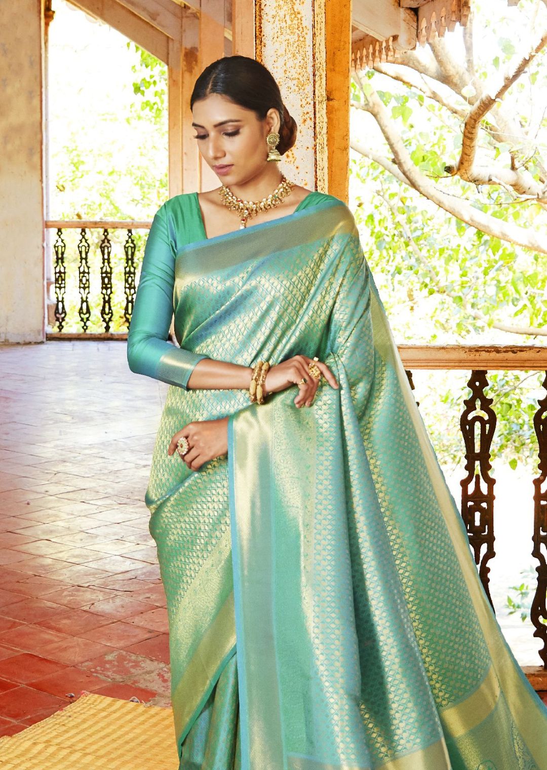 Teal Green Hand Woven Kanjivaram Silk Saree