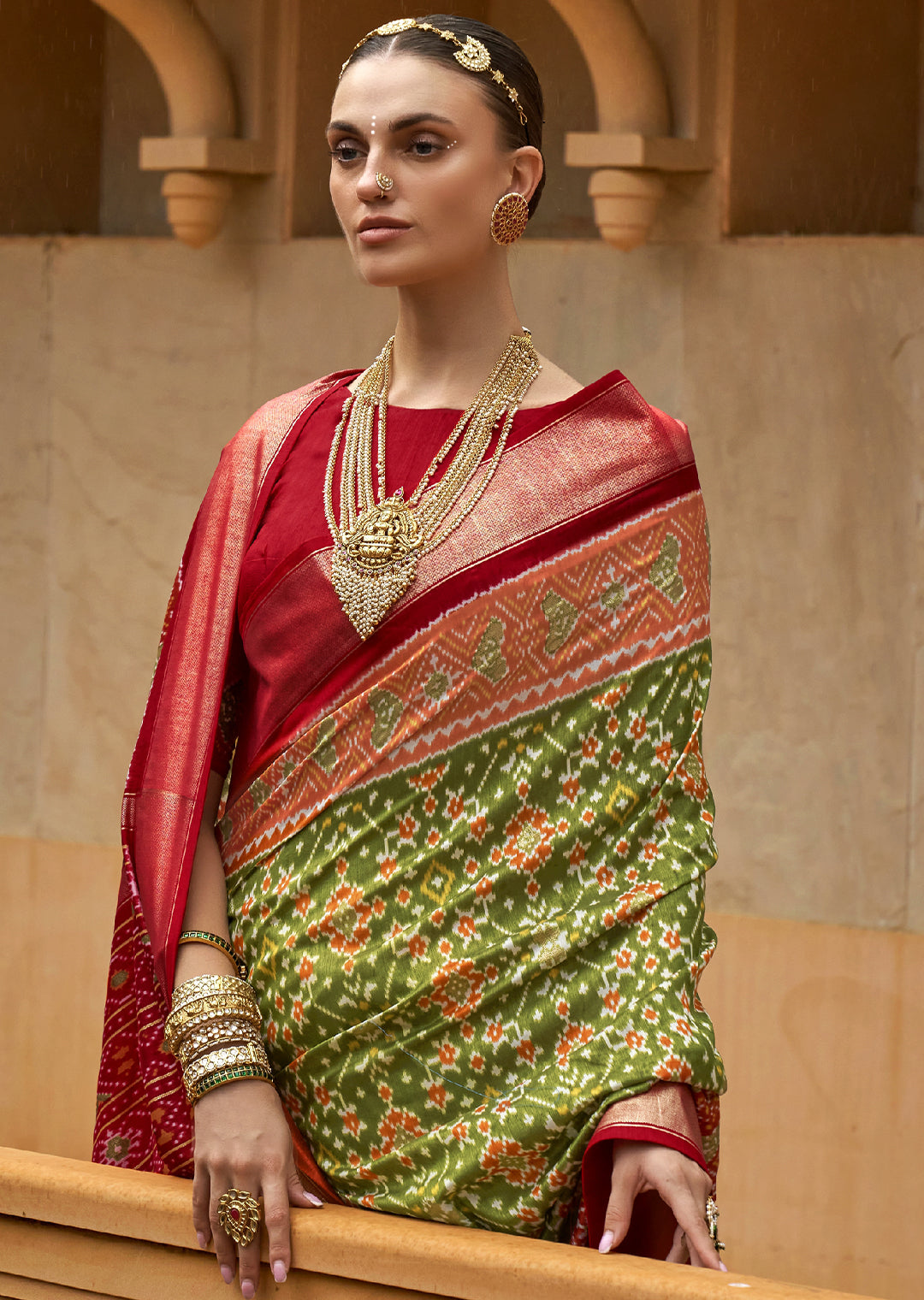 PEAR GREEN WOVEN PATOLA SILK SAREE