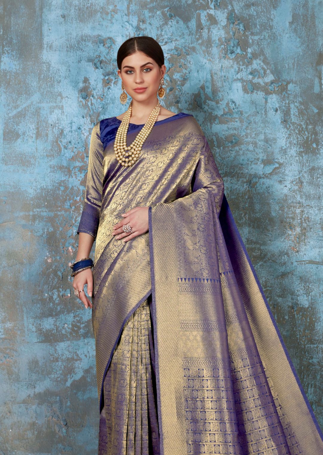 Navy Blue Hand Woven Kanjivaram Silk Saree