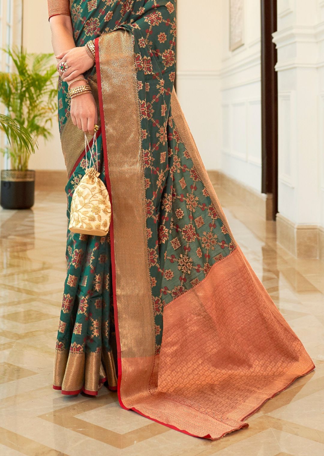 Green Woven Traditional Patola Silk Saree