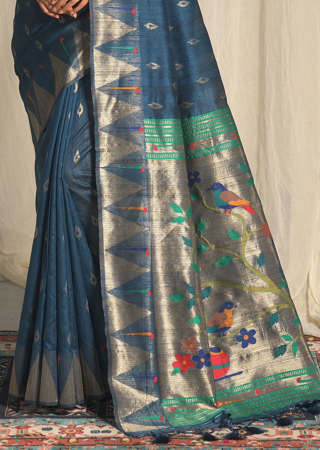 NAVY BLUE ZARI WOVEN TRADITIONAL PAITHANI SILK SAREE