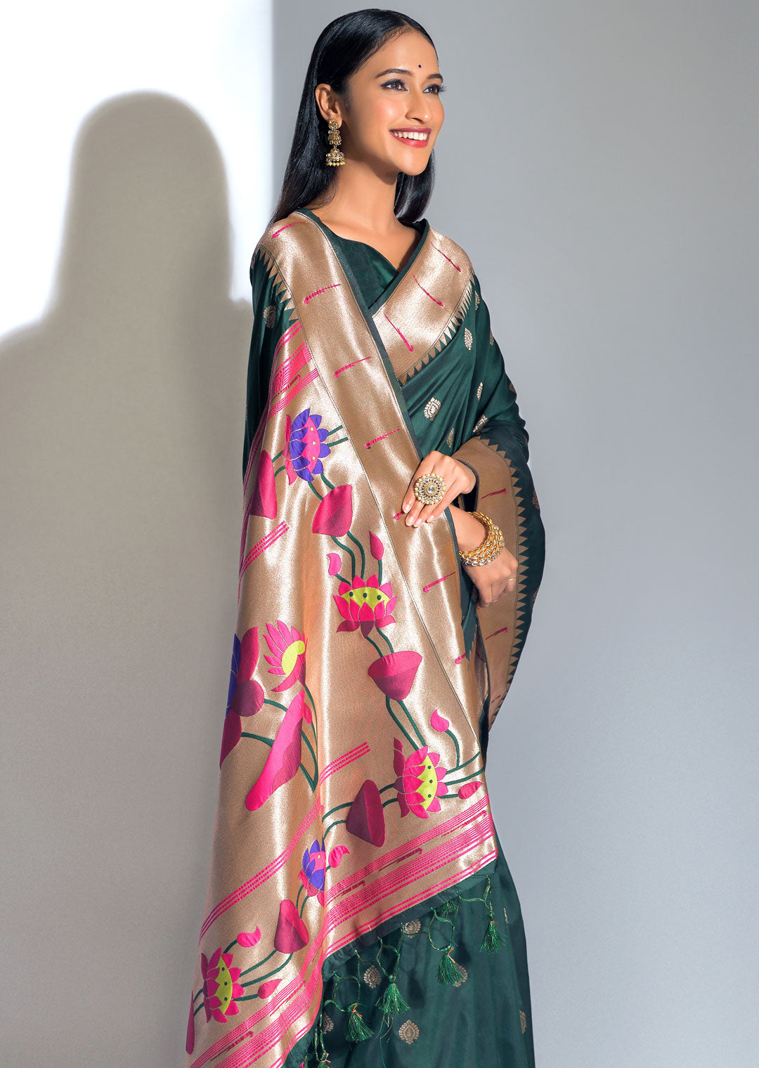 GREEN ZARI WOVEN TRADITIONAL PAITHANI SILK SAREE