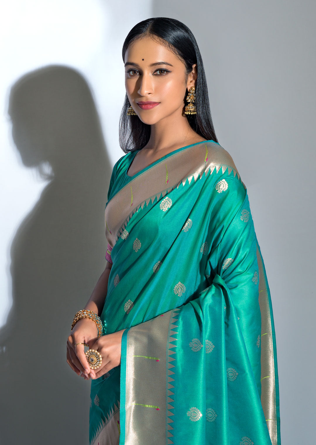 TURQUOISE GREEN ZARI WOVEN TRADITIONAL PAITHANI SILK SAREE