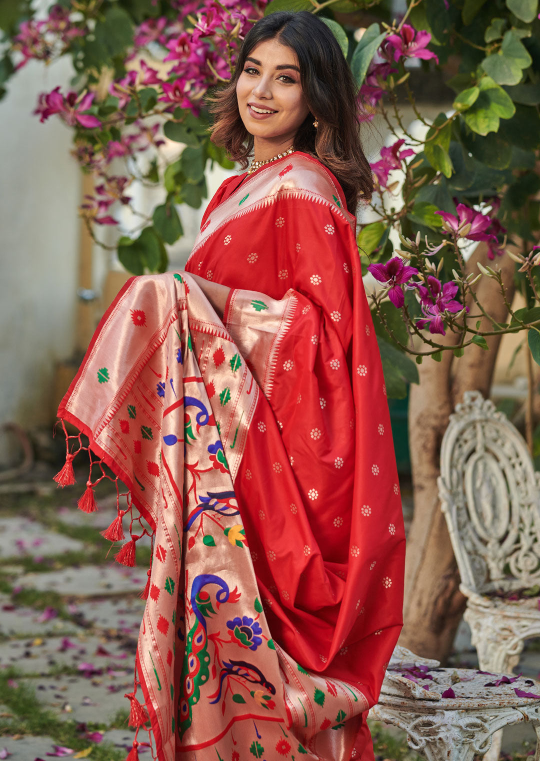 RED ZARI WOVEN TRADITIONAL PAITHANI SILK SAREE